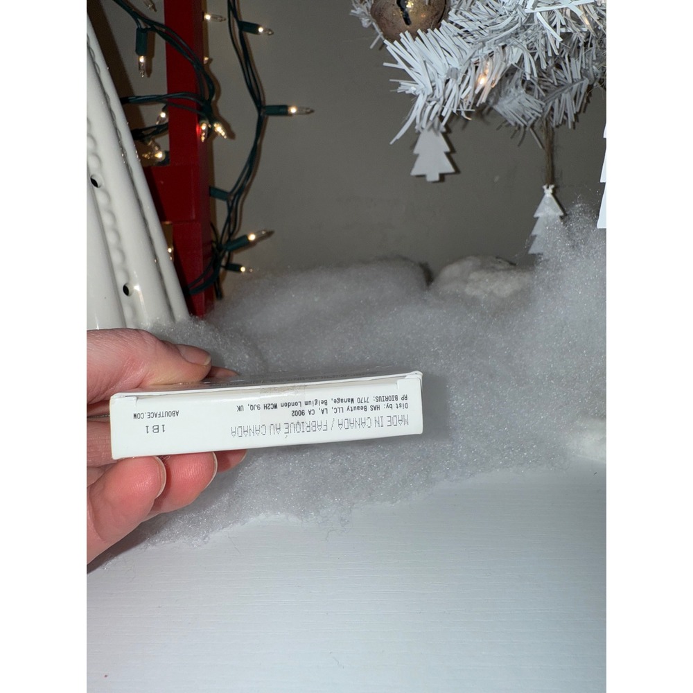 about face Light Lock Powder Shimmering Reflective Multidimensional Powder - Picture 3 of 3